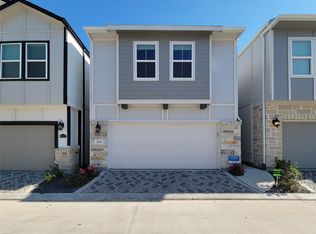 3119 Skyrock Dr, Houston, TX 77063