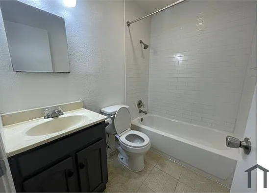 1711 W Cesar E Chavez Blvd #1 — Photo 7