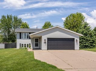 520 W Harrison St, Lake City, MN 55041