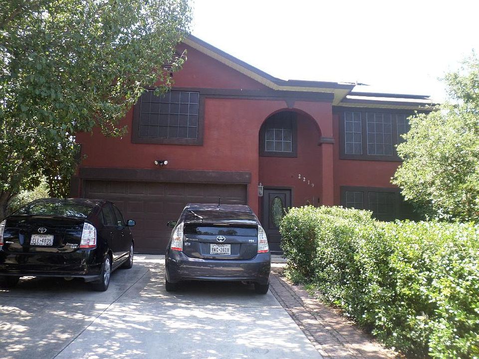 1st image of 2219 Newoak Park
