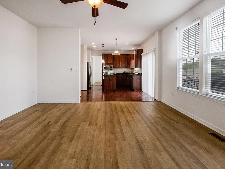 4 Cornerstone Dr — Photo 25