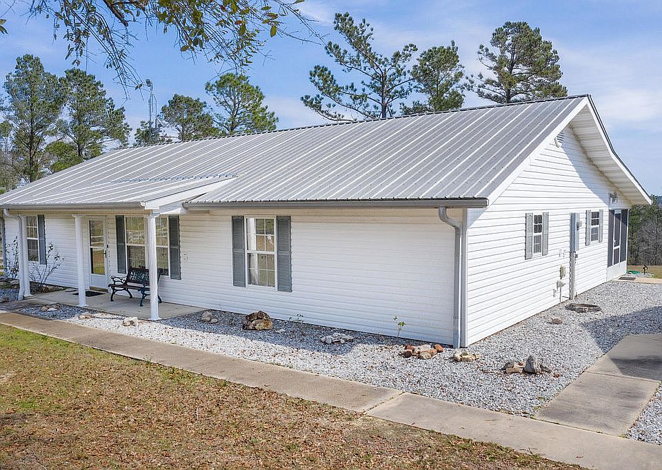 2nd image of 2085 Orange Hill Rd