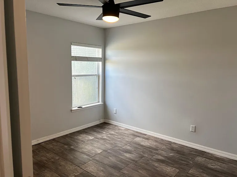4770 Capital Blvd — Photo 14