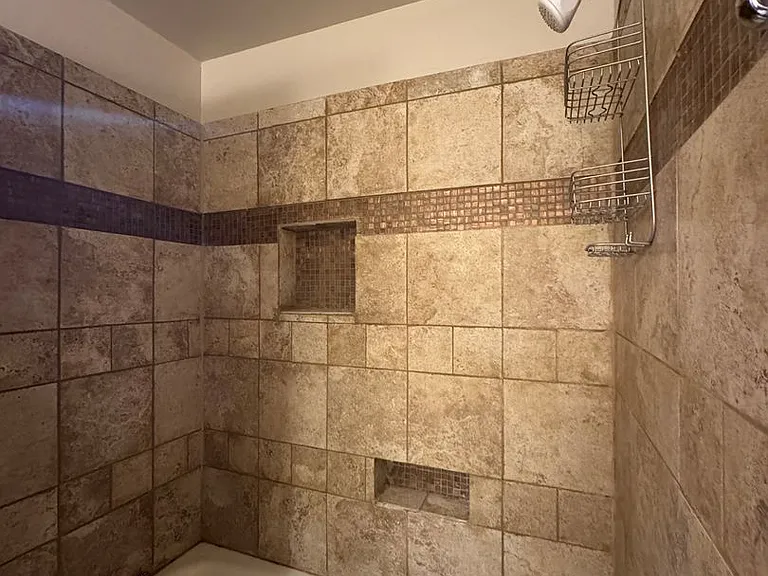 1702 College Pl — Photo 10