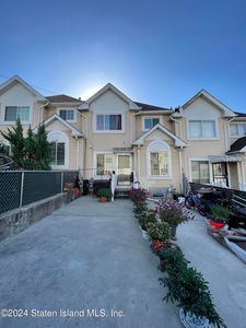 23 Tappen Ct, Staten Island, NY, 10304