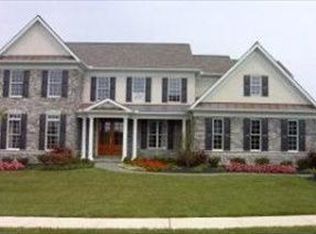 2155 Meadow Ridge Dr, Lancaster, PA 17601