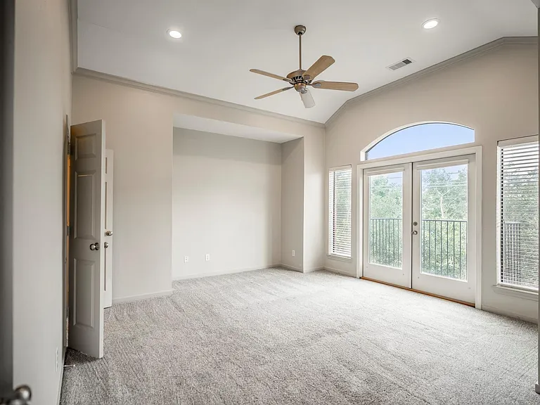 2719 La Branch St — Photo 30