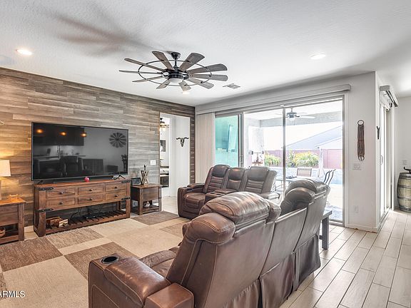 2nd image of 18217 W COLLEGE Drive