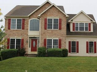 7543 Pinewild Rd, Seven Valleys, PA 17360