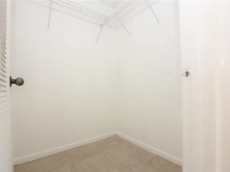 3413 NW 44th St #201 — Photo 14