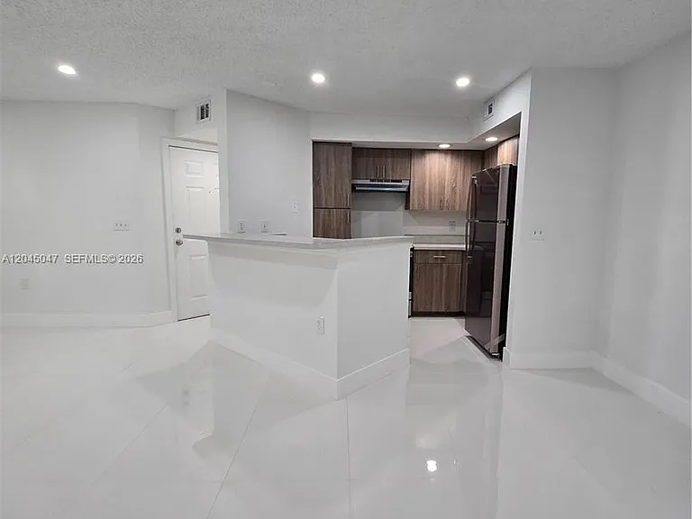595 Vista Isles Dr #1913 — Photo 4