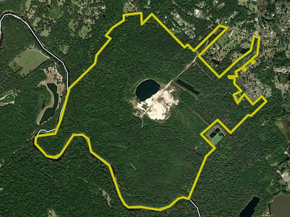 3rd image of 3118 Jackson Landing Rd