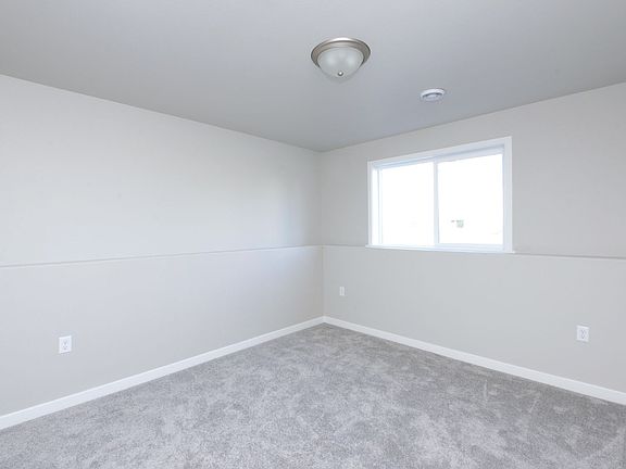4th image of 1223 Jill Dr W
