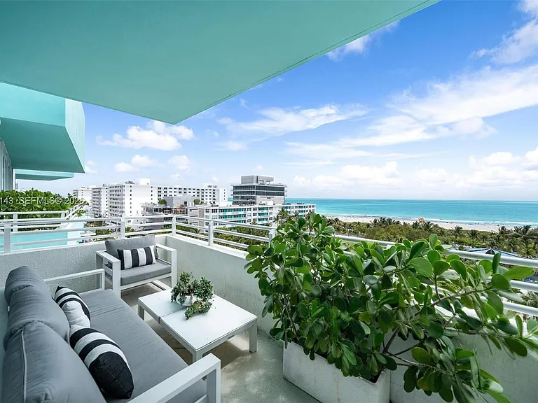 226 Ocean Dr #8F — Photo 23