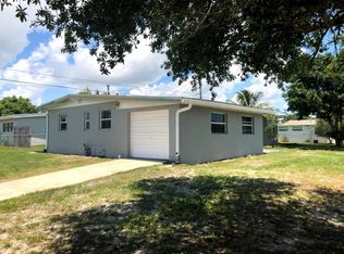 868 Tomkins St, Melbourne, FL 32935
