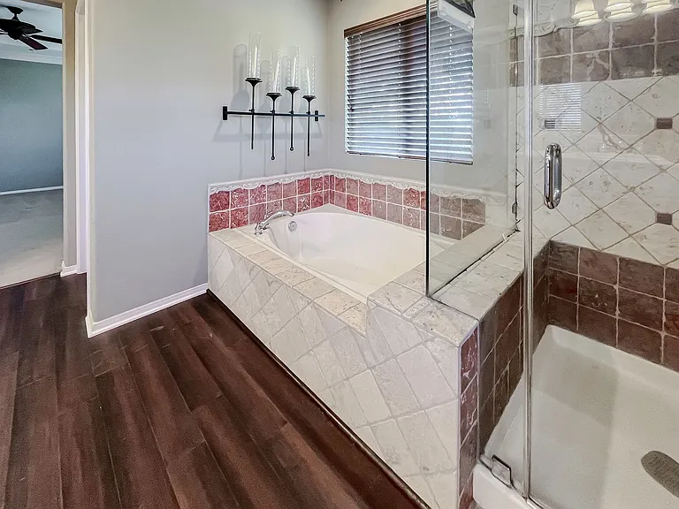 7905 Leway Dr — Photo 48