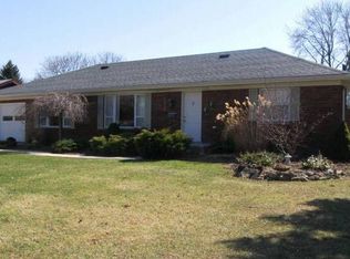 520 E 10th St, Port Clinton, OH 43452