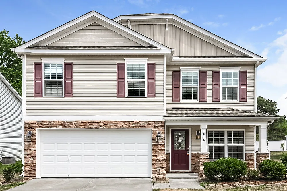 4 bed, 2.5 bath, 2060 sqft, $2,015 — Photo 1