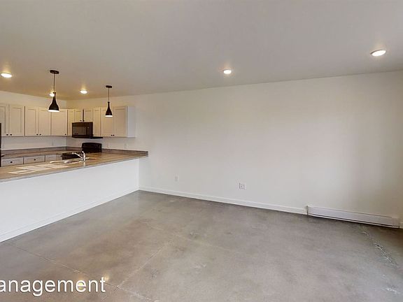 2nd image of 1649 Windrow Dr #1A