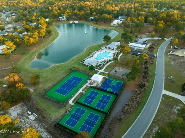 9673 Sweet Apple Lane NE, Leland, NC 28451