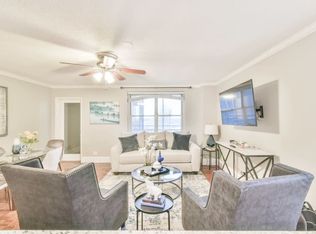 300 W Peachtree St NW #ID1299419P, Atlanta, GA 30308