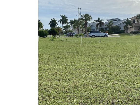 4th image of 641 Blackmore Ct Lot 1