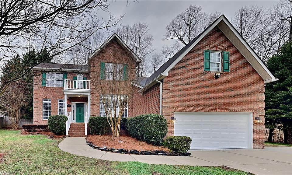 1st image of 2200 Flora Vista Ct