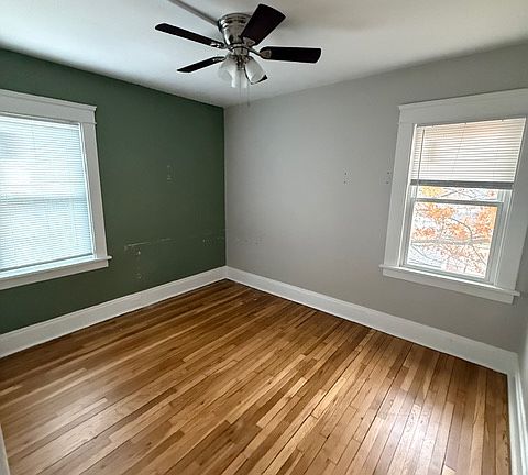 5th image of 12507 Franklin Blvd APT 5