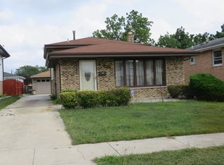 18045 Ravisloe Ter, Country Club Hills, IL 60478