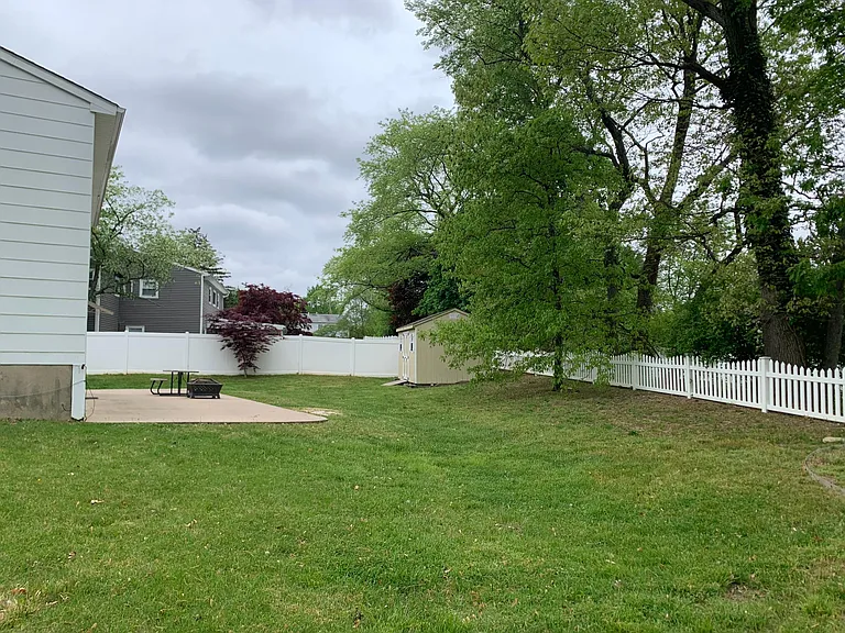 305 Garwood Pl — Photo 24