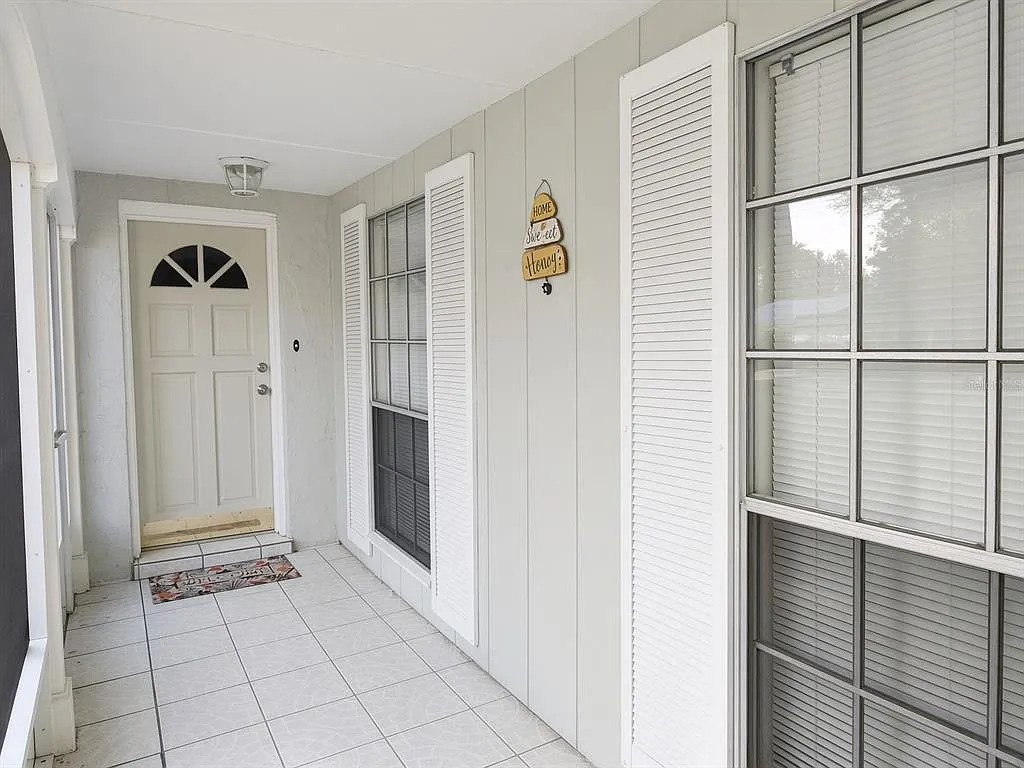 2 bed, 2.0 bath, 1495 sqft, $1,900 — Photo 4