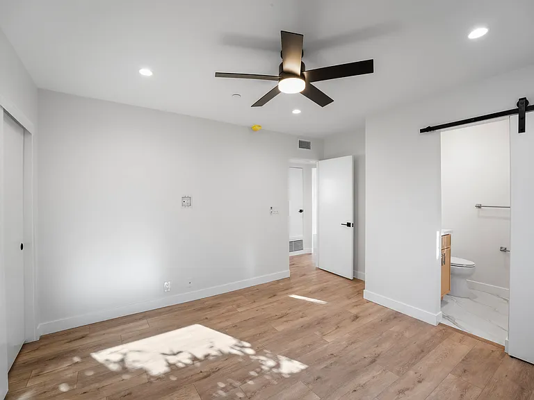 243 Avenida Montalvo #4 — Photo 24