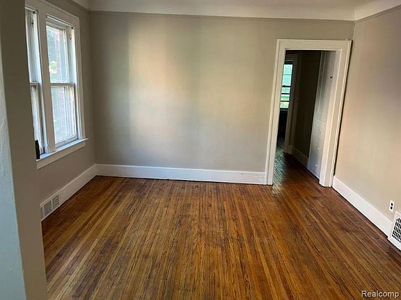 5th image of 13329-13331 Averhill Ct #13329