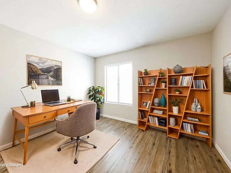 6630 W Poinsettia Dr — Photo 16