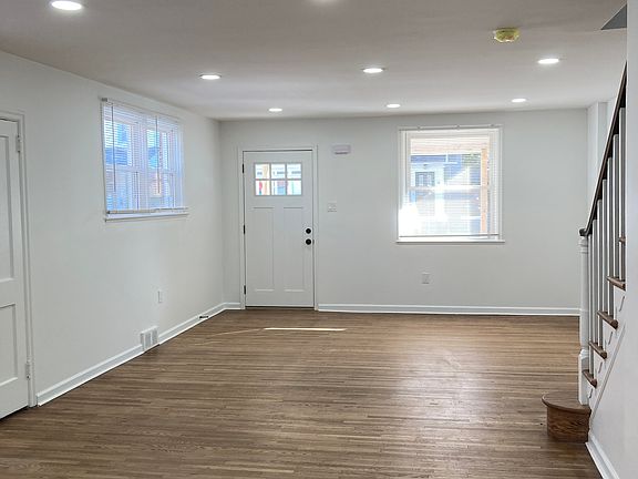 Bright and open floor plan