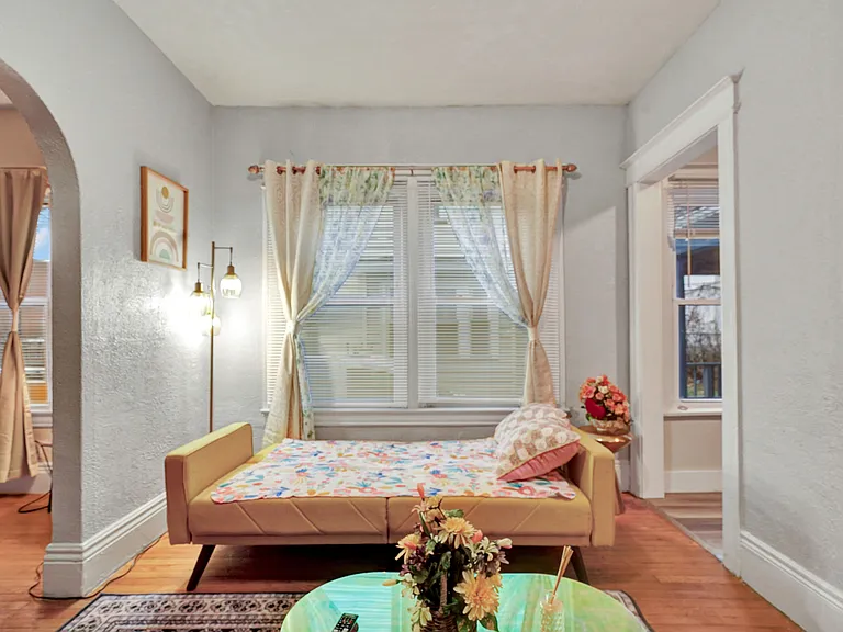 83 Pullman Ave #2 — Photo 9