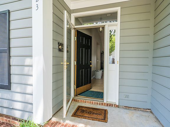 5th image of 123 Claremont Way