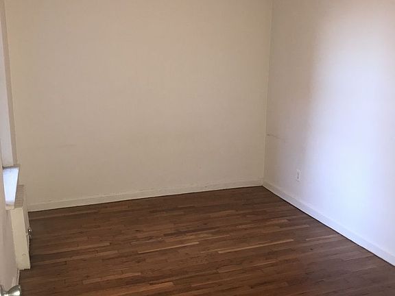 2nd image of 140 Claremont Ave APT 3H