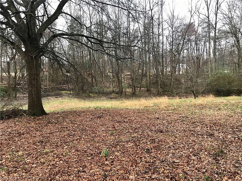 1st image of 445 Hopkins Rd