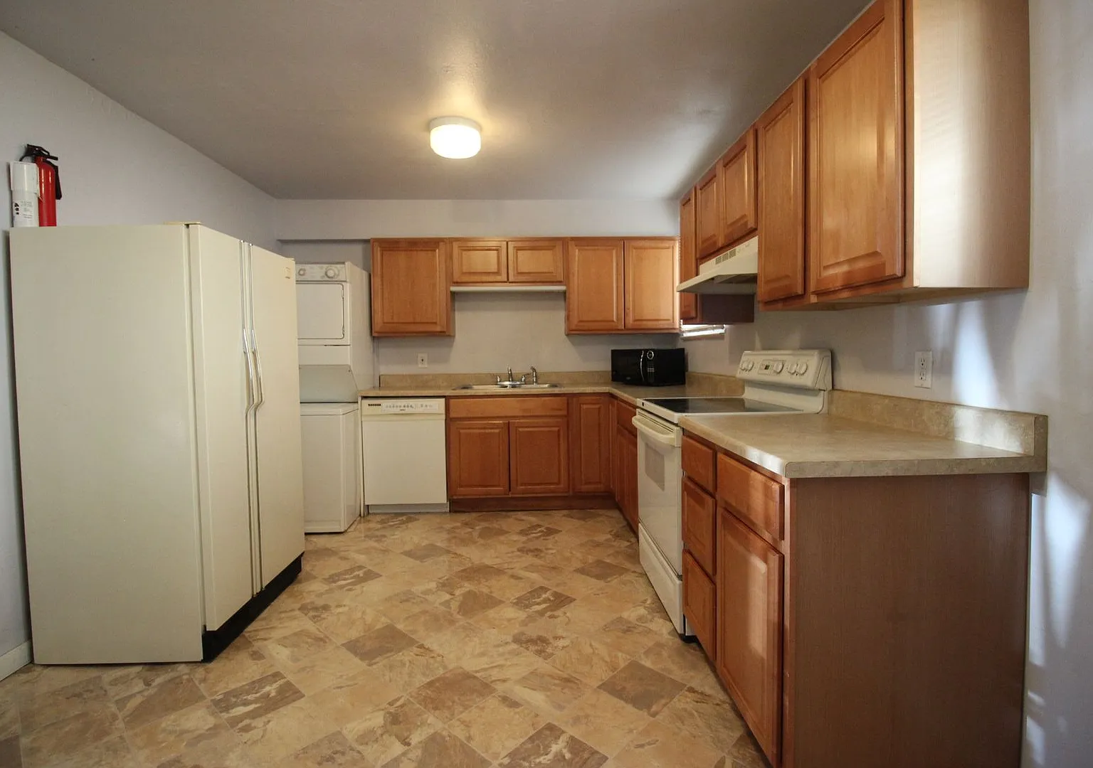 1114 Gard Pl. — Photo 2