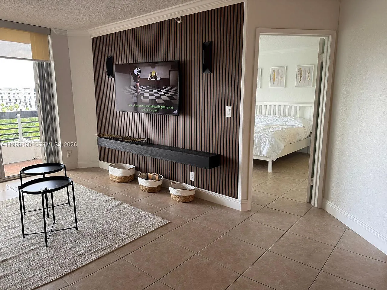 Mystic Pointe Condo No On — Photo 3