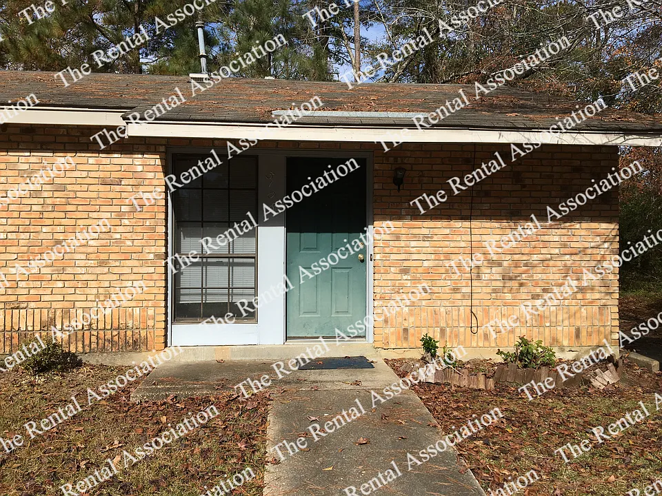 3108 Zachry Ave