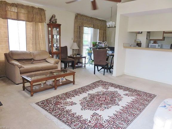 5th image of 3688B Towne Point Rd #B