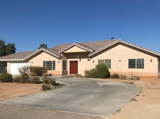 15595 Erie Rd, Apple Valley, CA 92307
