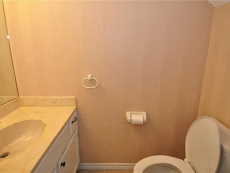 13405 Saddlebrook Trl #B — Photo 10