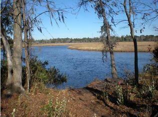 6218 Old Point Rd, Hanahan, SC 29410