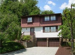 227 Duquesne Blvd, New Kensington, PA 15068