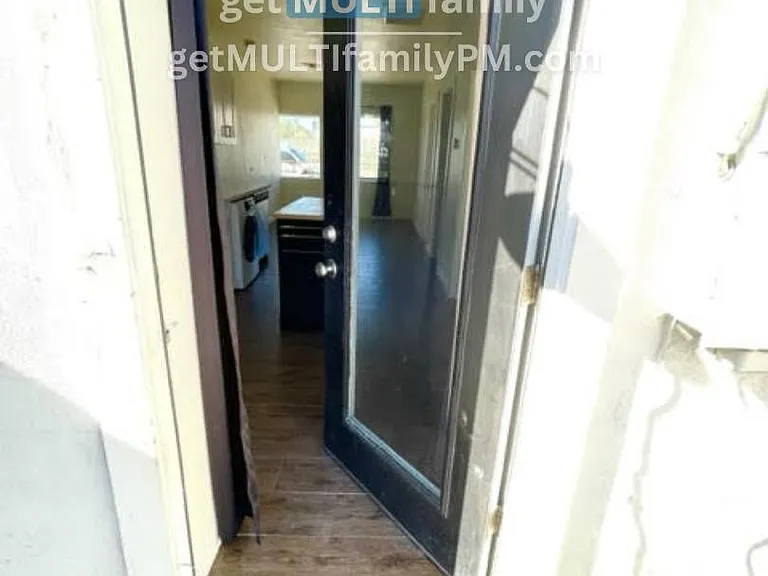 1402 E McKinley St #B — Photo 13