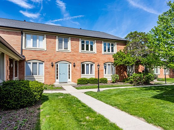 3rd image of 1176 Canterbury Ct #C