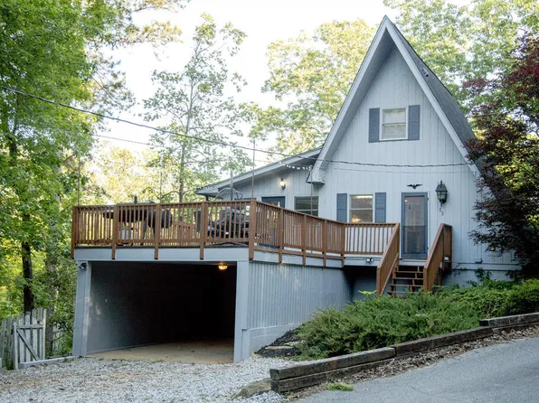 420 Royal Lodge Cir, Warm Springs, GA 31830
